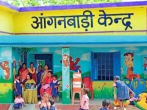 Negligence of Duty: Khichdi and egg were not given to a severely malnourished child… Anganwadi workers fell