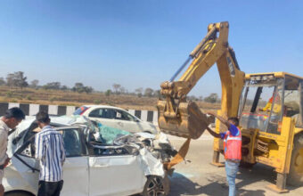 Nava Raipur Accident: Husband died on the spot in a fierce collision in Car-Hiva… Wife's condition critical