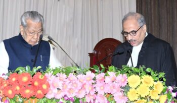 High Court: Governor Harichandan administered the oath of office to Chief Justice of Chhattisgarh High Court to Justice Ramesh Sinha.