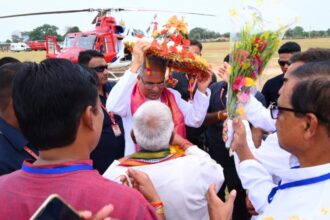 Bhent Mulakaat: Chief Minister Bhupesh Baghel reached village Hanchalpur under Kurud assembly constituency of Dhamtari district under the meeting program