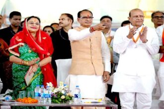 Foundation Stone Of Bhavya Devi Lok: The Chief Minister laid the foundation stone of the grand Devi Lok costing 211 crores in Salkanpur.