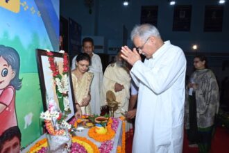 CM Bhupesh: Chief Minister Bhupesh Baghel reached JN Pandey Government Excellent Hindi School