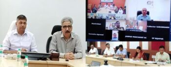 Review Meeting: Chief Secretary took a meeting of Divisional Commissioner, Collector and Superintendent of Police through video conference