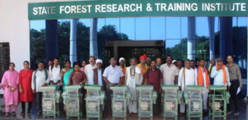 Medicinal Plants Board: Distribution of 'pulverizer' machine for grinding herbs by the Medicinal Plants Board.